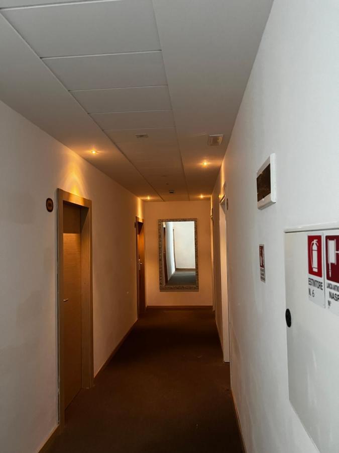 ריצ'יונה Hotel Trieste מראה חיצוני תמונה