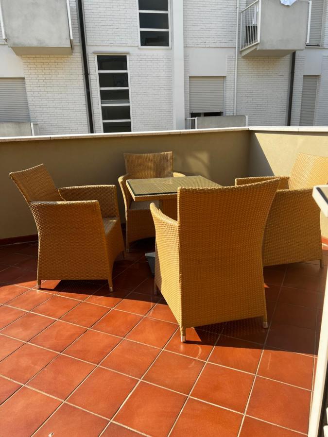 ריצ'יונה Hotel Trieste מראה חיצוני תמונה
