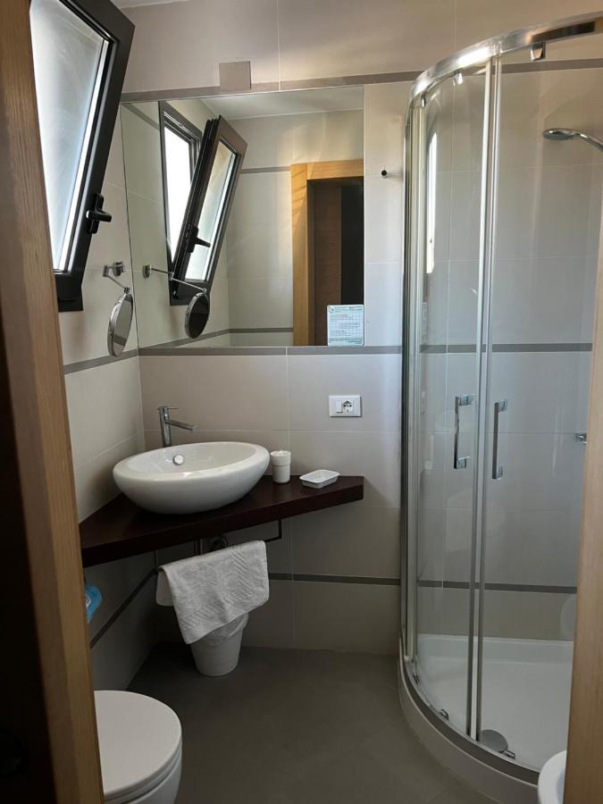 ריצ'יונה Hotel Trieste מראה חיצוני תמונה